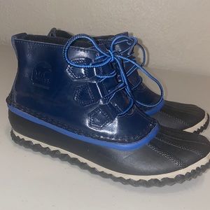 SOREL navy size 6.5